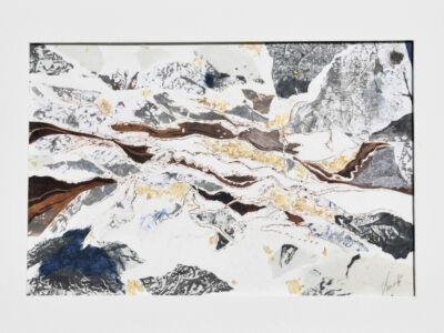 Sous le ciel est uy=une série réalisée par Véronique Arnault, artiste peintre, plasticienne