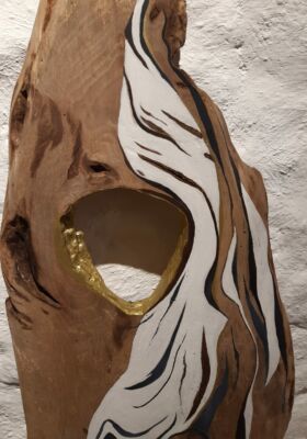 Travail sur bois réalisé en collaboration entre Véronique Arnault, plasticienne et Francis Clog, tourneur et sculpteur sur bois.